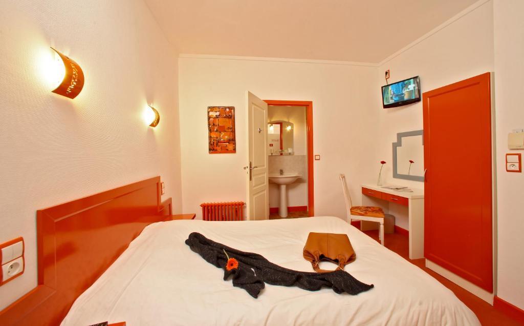Hotel Le Coin Des Halles Cahors Bilik gambar