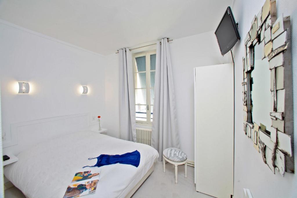 Hotel Le Coin Des Halles Cahors Bilik gambar