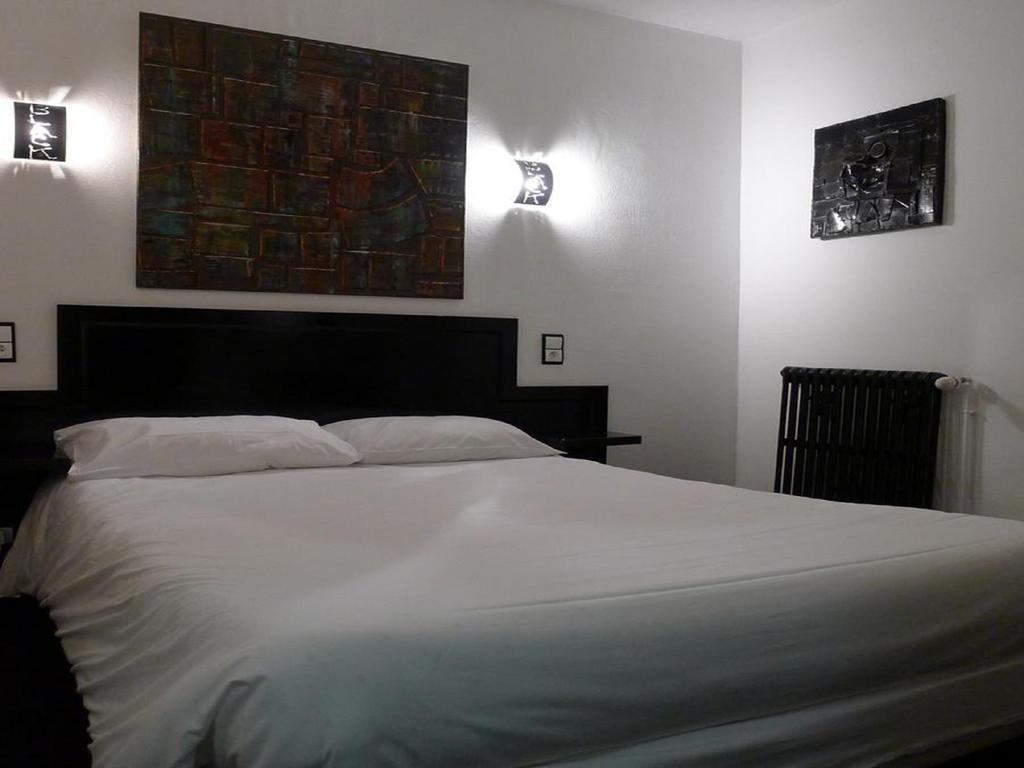 Hotel Le Coin Des Halles Cahors Luaran gambar